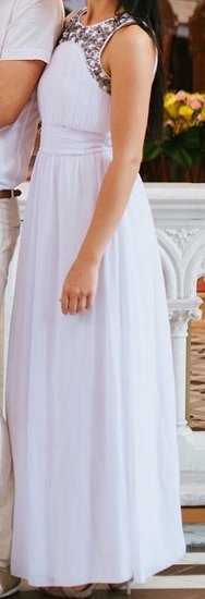 Balta ilga proginė suknelė