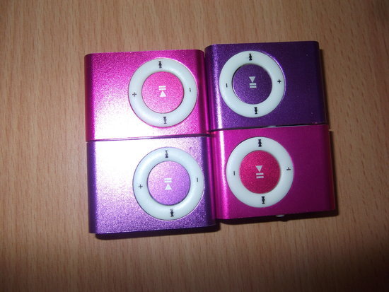 Mini MP3 ausinukai