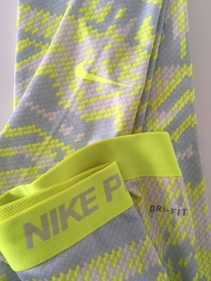 Nike dri-fit pro sportines tampres