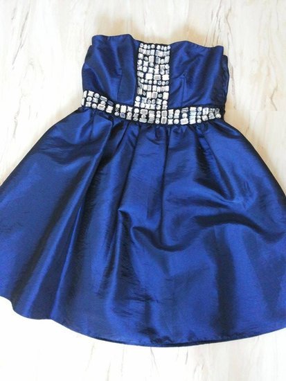 Mėlyna suknelė išleistuvėms ir kitoms progoms