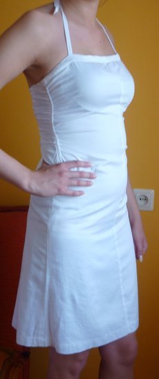 Balta vasariška suknelė