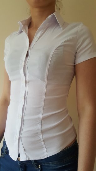 Puikios kokybės klasikiniai balti marškinėliai