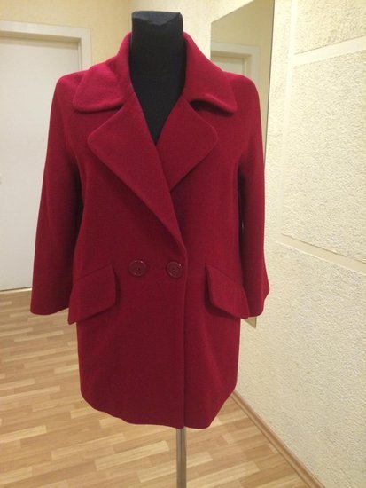 Raudonas rudeninis paltukas