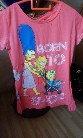 Žavingi marškinėliai  su Simpsonų motyvu