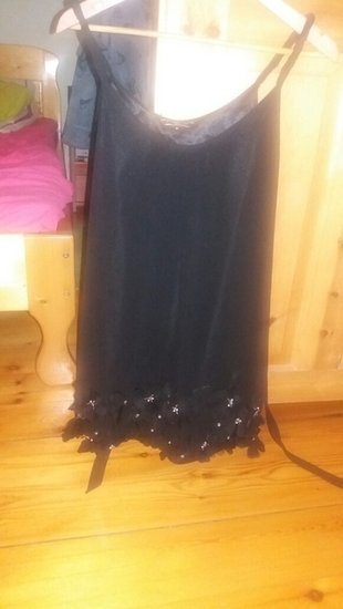 nauja juoda suknelė