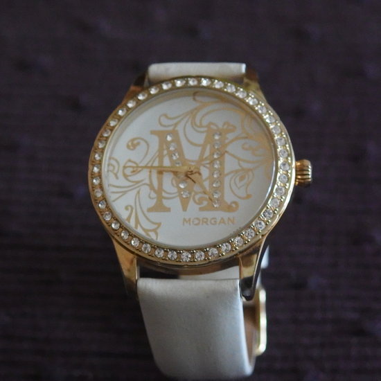 Stilingas moteriskas laikrodis Morgan