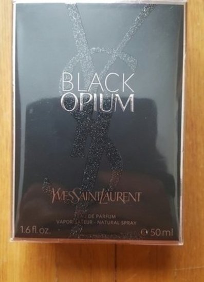 Yves Saint Lautent black opium 50ml