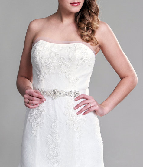 Vestuvinė suknelė prabangi balta 