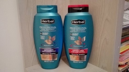 Herbal 2 rūšių šampūnai
