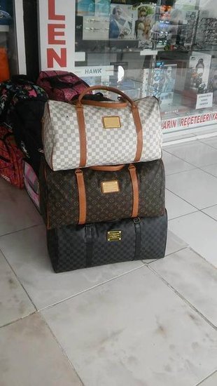 Louis Vuitton kelioninis krepšys .