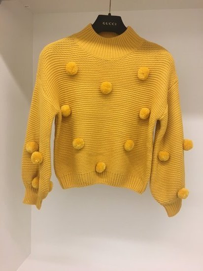 Pom pom megztinis