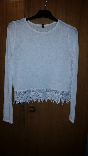 Baltas megztinis/palaidinė