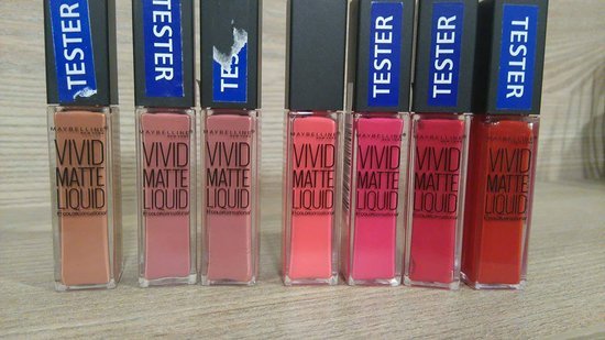 Maybelline Vivid Matte Collection blizgesiai