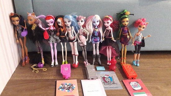 Parduodamos Monster High Lėlės :)