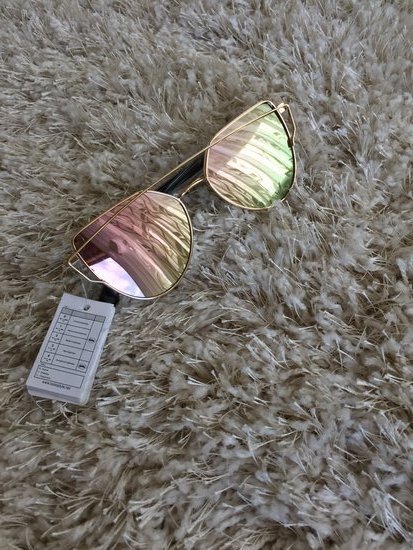 Veidrodiniai roziniai akiniai nuo saules