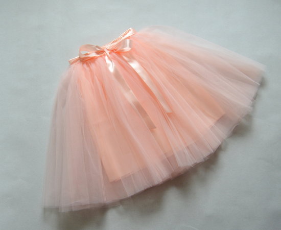 Persiko spalvos tiulio sijonas