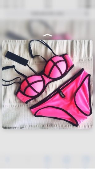 Triangl pink Top 