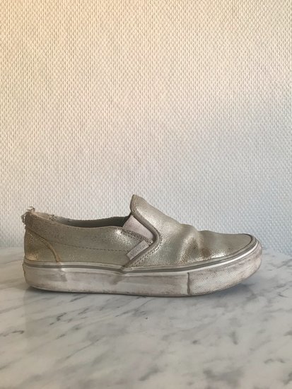Vans metal shoes 