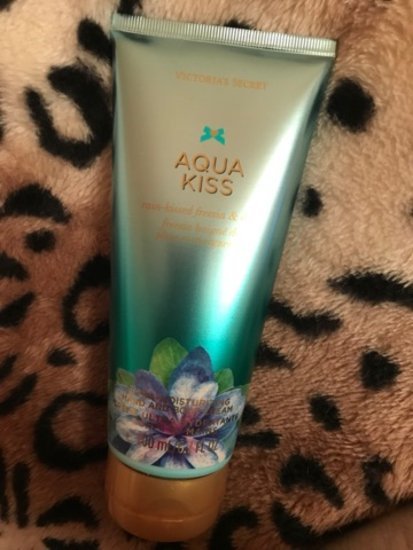 Victoria's Secret ''Aqua Kiss'' Losijonas 200ml