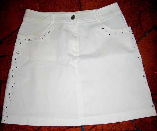 Trumpas baltas sijonas 