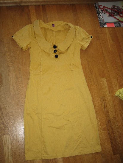 geltona suknelė