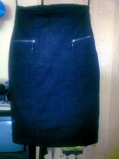 Elegantiškas  sijonas su aukštu liemeniu