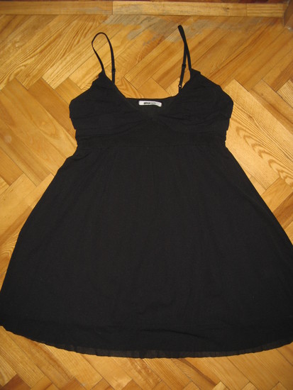 gina tricot juoda tunika-suknelė