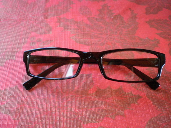 Nauji skaidrus akiniai