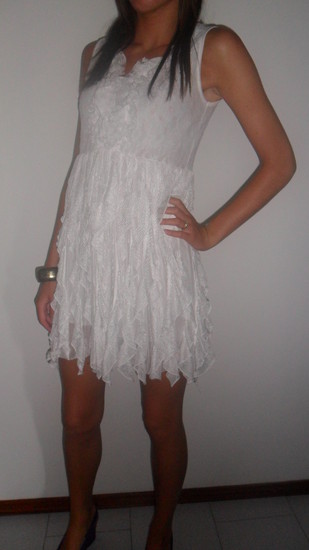Balta suknelė 