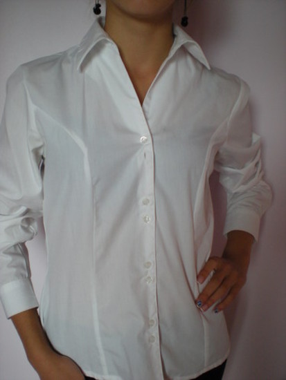 Moteriški balti marškiniai