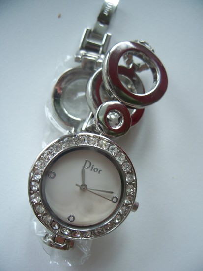 Moteriškas Dior laikrodis