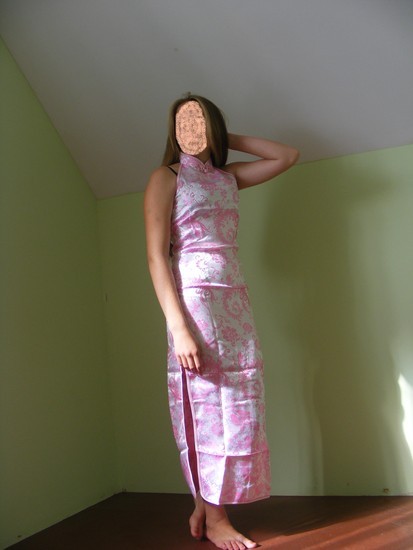 Rausva, persikinė kiniška suknelė, ilga