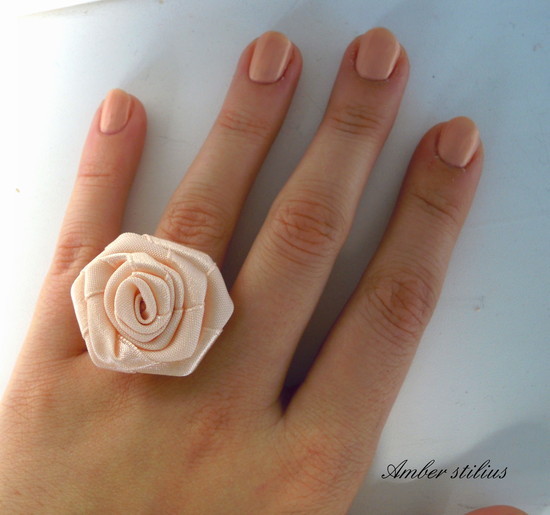 Soft Peach rose žiedukas