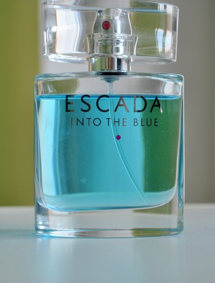 ESCADA - into the blue