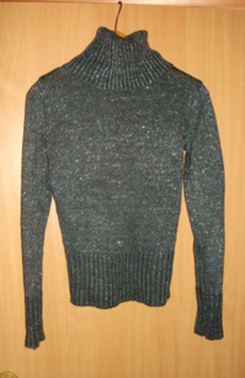 ilgu kaklu labai siltas megztinis