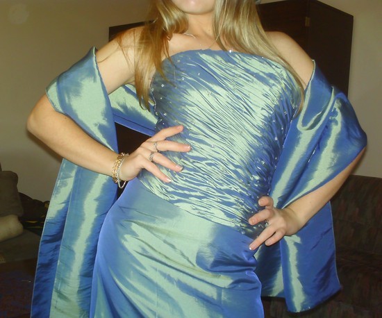 Hilary Morgan suknelė