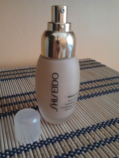 Shiseido pudra
