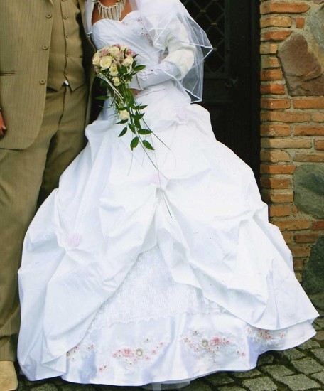 Vestuvine suknele