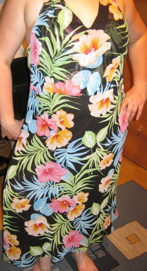 Havaietiško stiliaus suknelė