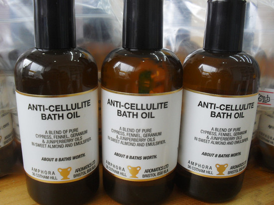Anticeliulitines vonios aliejus