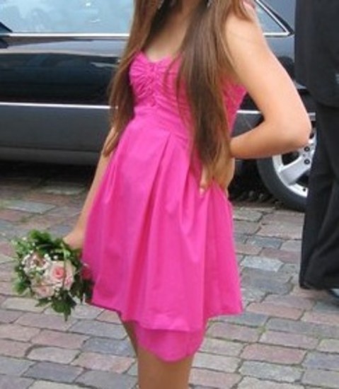 Graži, rožinė suknutė:)