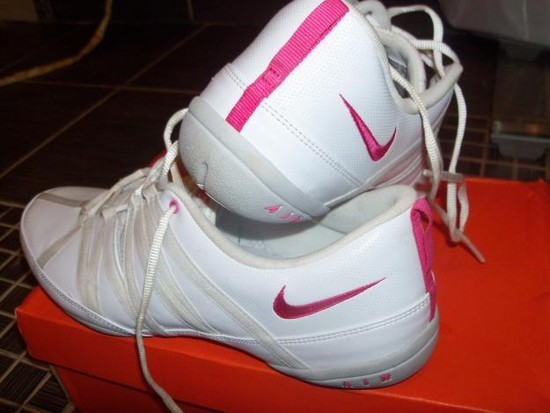 Nike sportbaciai