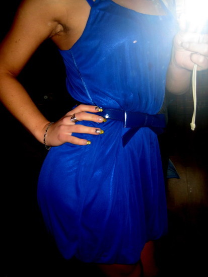 mėlyna suknytė
