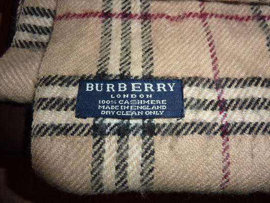Burberry originalus salikas 