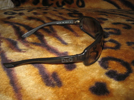 100proc. originalus Dolce Gabbana akiniai