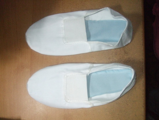 češkes batai