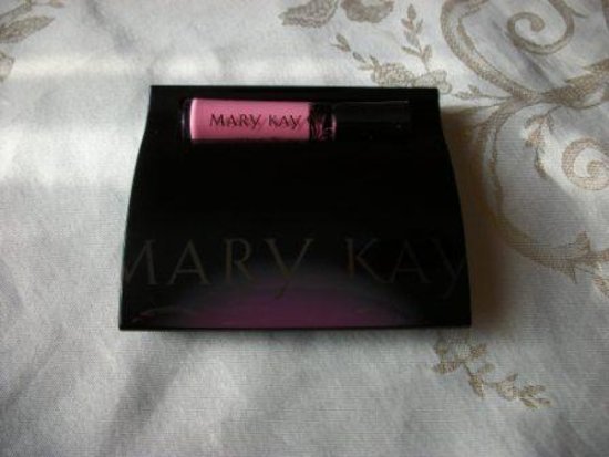 „Mary Kay“ kompaktinė dėžutė