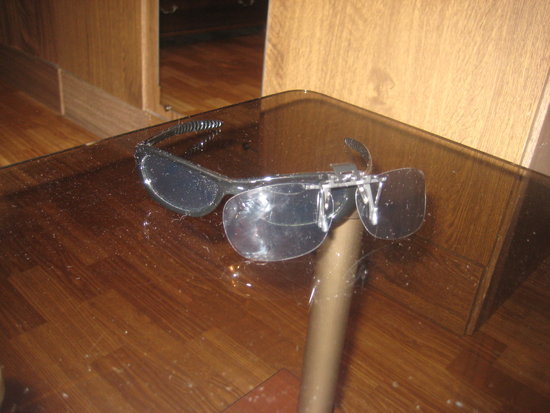AKCIJA Juodi akiniai ziureti 3D filmus namie