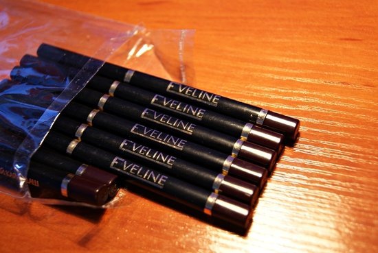 Eveline lūpų pieštukas 