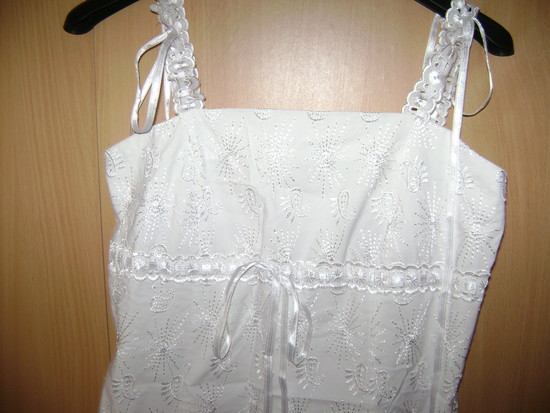 balta vasariska suknele